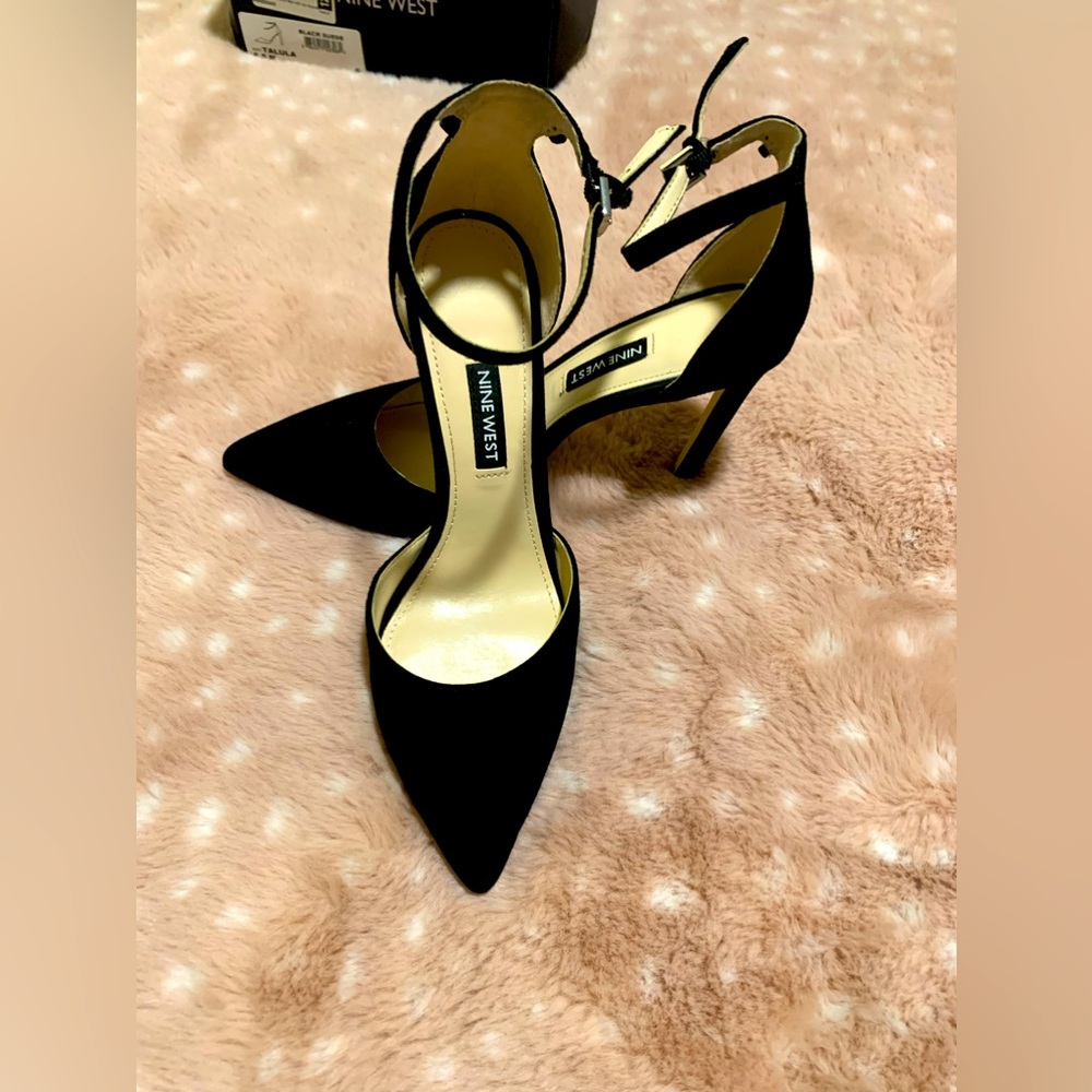 Heels Nine West Size-6.5 black